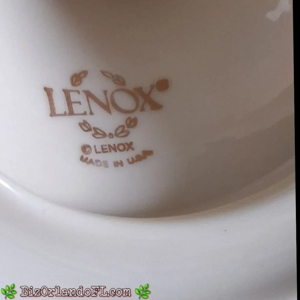 VINTAGE: Lenox Carlton Candlestick Cream Porcelain / 24K Gold Trim Home Decor